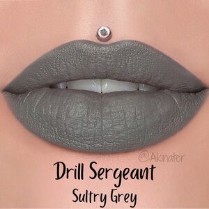 ⭐️ Drill Sergeant Velvet Trap Lipstick Jeffree Star NIB